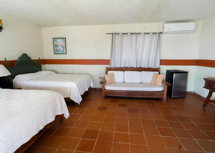 Hotel Rancho Buenavista