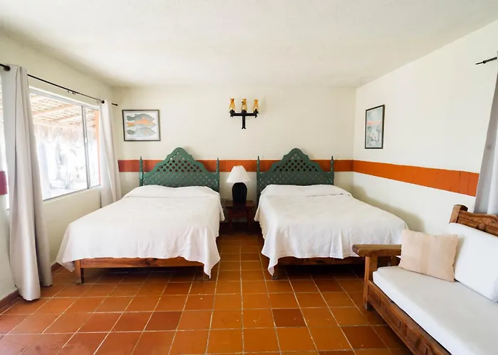 Hotel Rancho Buenavista 3*